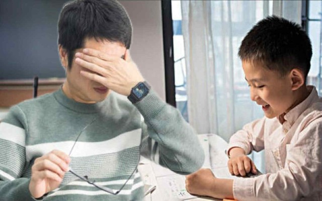 Con trai học đến năm 4 tiểu học, người cha bất ngờ nhận được thông báo của nhà trường: "Giấy tờ nhập học của con anh là giả"