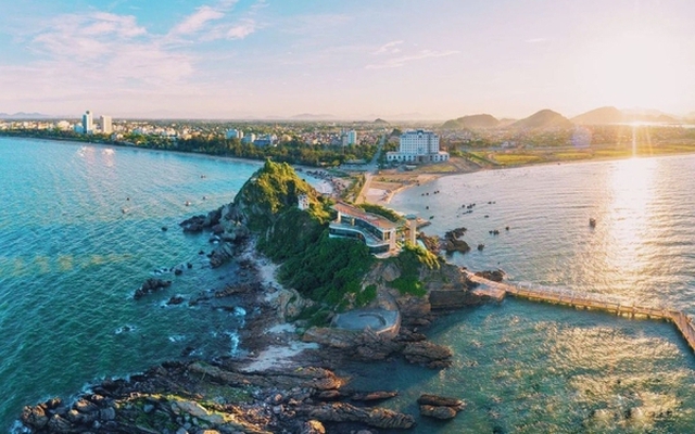 Phát hiện hòn đảo được ví là "hòn ngọc xanh" ngay ở Cửa Lò, du khách nhận xét: Không nghĩ đẹp đến vậy!