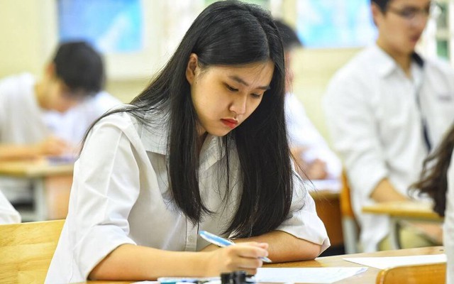 1 bài thi đại học môn Văn đạt điểm 10 từ 17 năm trước gây sốt trở lại: Cùng vào tác phẩm "Vợ chồng A Phủ"