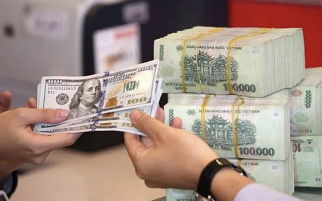 Chuyên gia: Kho bạc đã mua gần 1,9 tỷ USD từ đầu năm, tiền Đồng chịu áp lực mất giá nhưng vẫn trong tầm kiểm soát của Ngân hàng Nhà nước