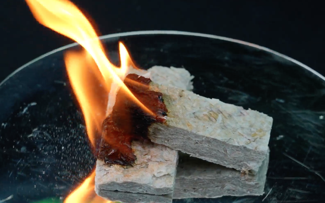 Thứ phế phẩm bỏ đi trở thành sản phẩm độc đáo "đầu tiên trên thế giới" từ dự án của nhóm sinh viên Việt