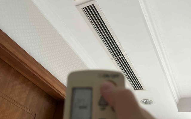 Điều hòa âm trần dùng có tốn điện hơn điều hòa thường? Người dùng đưa ra câu trả lời