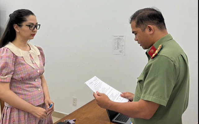 Tạm hoãn xuất cảnh đối với Nguyễn Trúc Hương