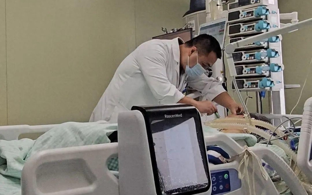 Người phụ nữ bất ngờ bị suy thận sau bữa ăn: Bác sĩ nói “loại rau này có độc… không nên ăn”