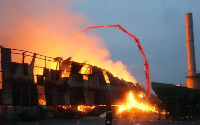 Cháy xưởng nhôm ở Hưng Yên: Thêm 1 nạn nhân tử vong, nguyên nhân sơ bộ do nổ ống dẫn khí