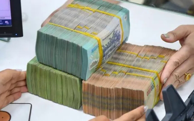 Nghỉ hưu trước tuổi, nhân viên lái xe cấp sở tại Bình Định nhận gần 1 tỷ đồng