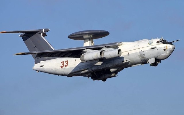 A-50 'chiếu sáng' F-16 Ukraine để tên lửa phòng không bắn hạ