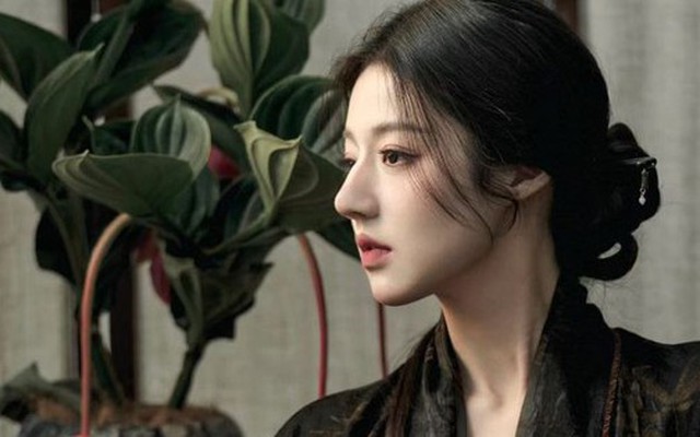 Nét tướng mạo này của phụ nữ nói nên họ là nữ tướng trong gia đình: Lời nói có trọng lượng, chồng con nghe theo răm rắp