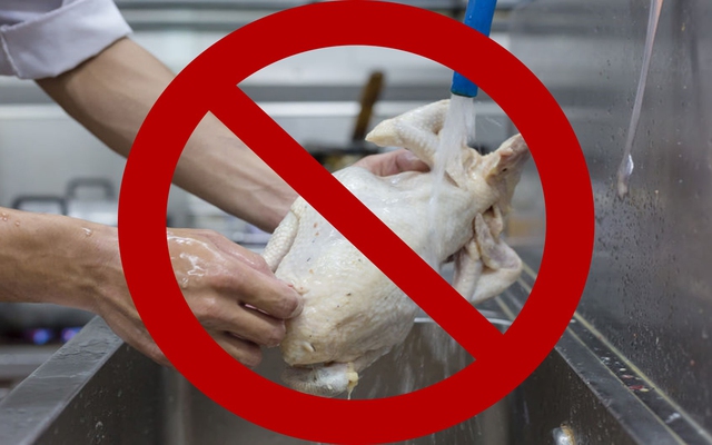 4 thực phẩm "KHÔNG CẦN RỬA SẠCH" trước khi nấu, càng rửa kỹ càng nhiều vi khuẩn