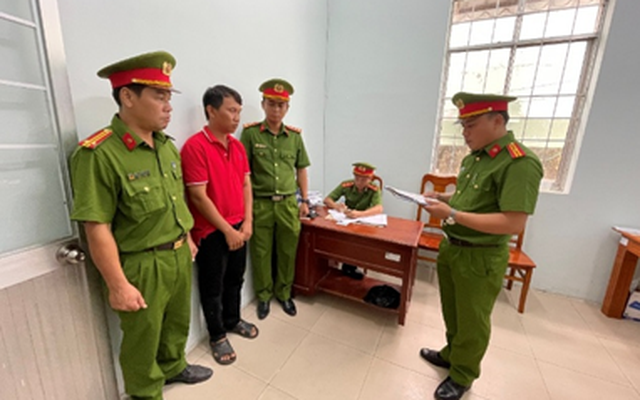 Bắt tạm giam Lâm Văn Đức