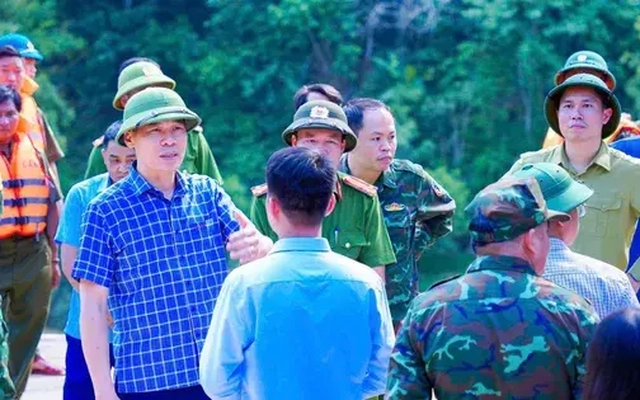 Hai người mất tích trong lũ, Giám đốc Công an trực tiếp xuống hiện trường