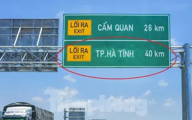 Biển báo địa danh ‘lạ’ trên cao tốc Hà Tĩnh được trả lại tên