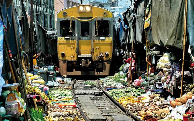 Thái Lan "chơi lớn": Hàng triệu người có thể được xoá nợ