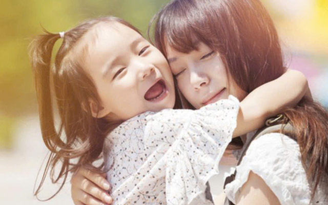 Chỉ cần mẹ nói 3 câu này mỗi ngày, con lớn lên tự tin, tràn ngập yêu thương