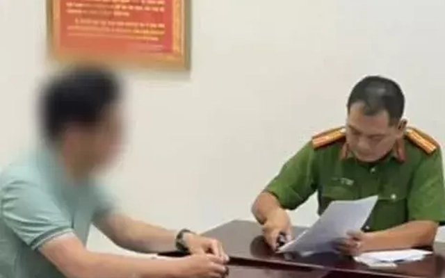 Hà Nội: Làm rõ người đàn ông 'thoát y' bám theo cô gái trong đêm