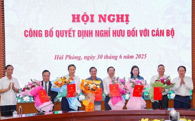 Chủ tịch UBND TP Hải Phòng Nguyễn Văn Tùng nghỉ hưu trước tuổi