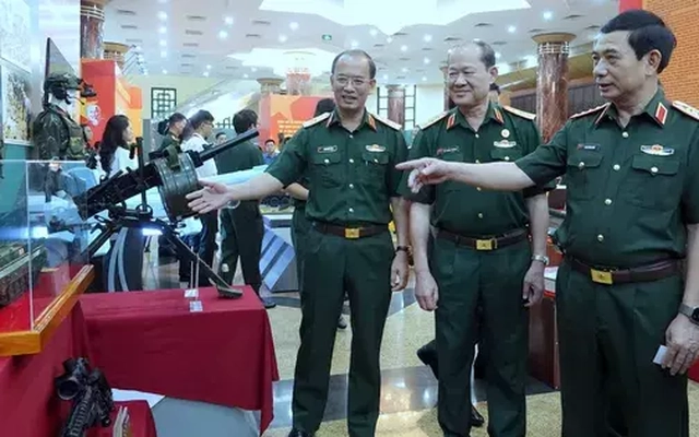 Bộ Quốc phòng công bố thủ tục hành chính về công nghiệp quốc phòng, an ninh