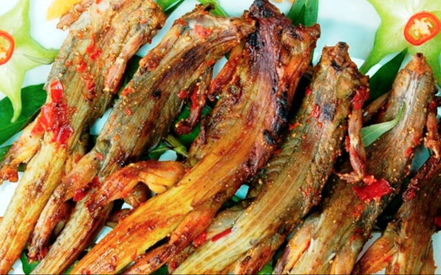 Món ăn làm từ "vua của sa mạc", có mặt tại Việt Nam mà nhiều người không ngờ tới