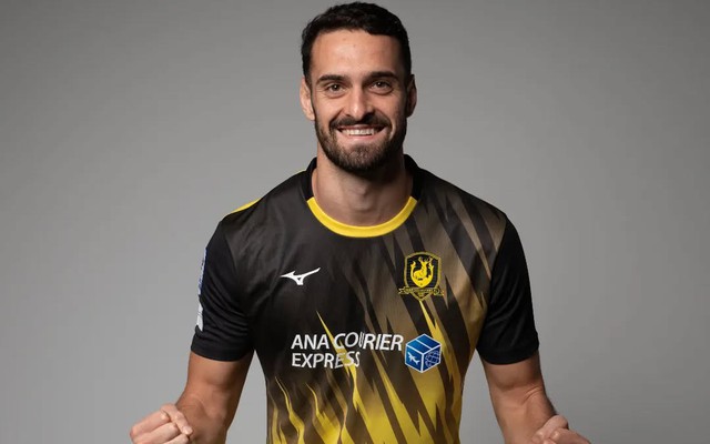 CLB V.League "phá két", đưa hậu vệ châu Âu cao 1m86 giá 9 tỷ đồng vào tầm ngắm