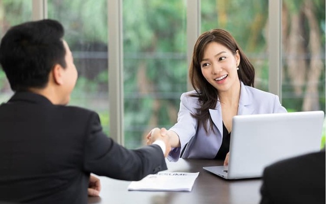 Khi được người khác cảm ơn, người thường đáp lại “không có gì”, người EQ cao nói 3 câu khiến ai cũng phải khen khôn ngoan, tinh tế