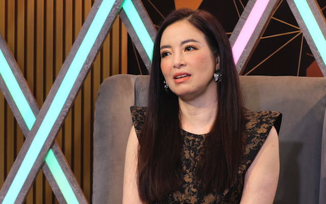 Nữ ca sĩ bị mắng chửi là xướng ca vô loài: "Người đó phải mở mồm xin lỗi tôi"