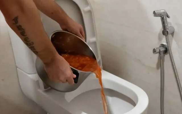 Thực phẩm trong nhà có 5 loại mùi này, tuyệt đối không được ăn!