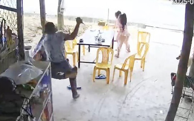 Bị vợ chửi, quay lại đâm trọng thương chủ quán nước