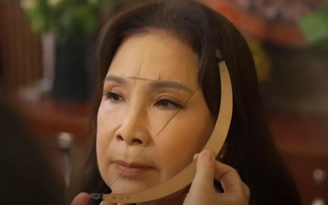 Nên xem xét tạm đình chỉ danh hiệu NSND, NSƯT với nghệ sĩ vi phạm quảng cáo