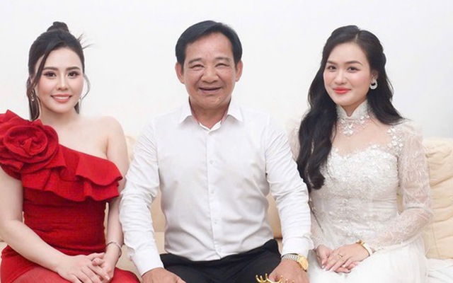 Quang Tèo và dàn nghệ sĩ, hoa á hậu quý bà đến chúc mừng Phan Kim Oanh