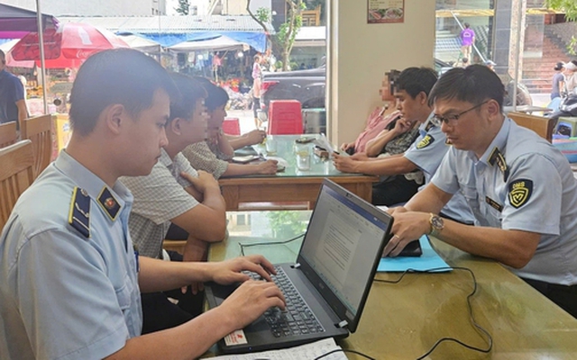 Kiểm tra đột xuất một khách sạn ở Thanh Hóa