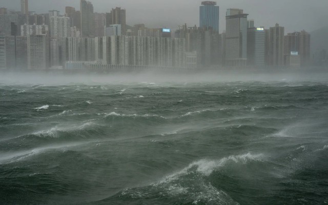 Vì sao bão số 3 liên tục thay đổi cấp độ? Tỉnh nào sẽ chịu ảnh hưởng nặng nhất?