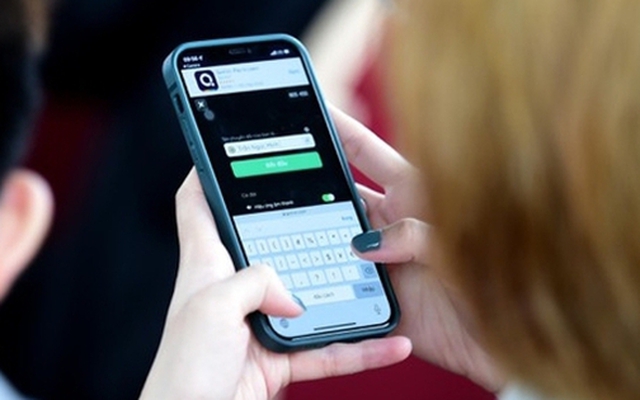 Nam thanh niên 2003 lên mạng giả gái xinh, ‘tán đổ’ cụ ông 68 tuổi ở Lâm Đồng, rồi rút sạch 19,3 tỷ đồng