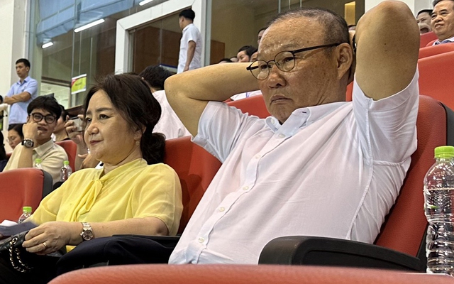 Đội bóng của thầy Park bất ngờ bổ nhiệm HLV từng bị sa thải ở V.League chỉ sau 6 trận cầm quân