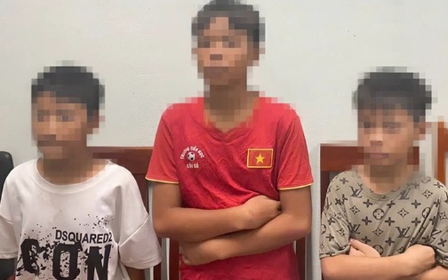 Ba thiếu niên khiến làng quê Quảng Trị sững sờ