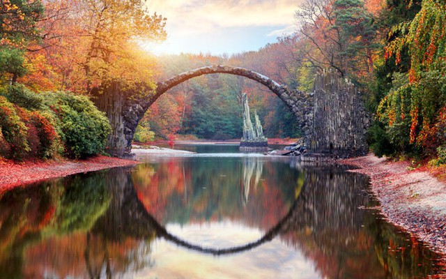 5 cây cầu đáng sợ nhất hành tinh: Du khách đứng không vững vẫn mê mẩn check-in