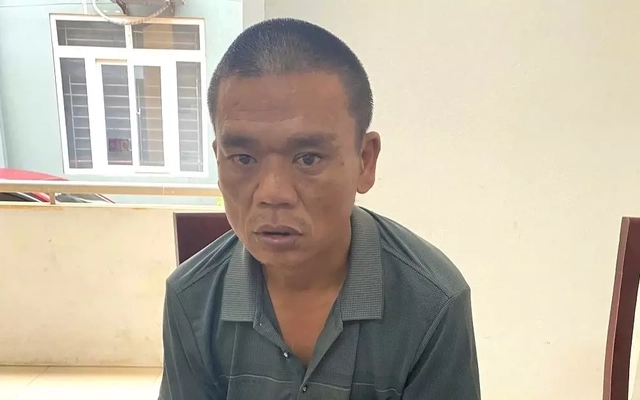 Đột nhập phòng ngủ, cuỗm 11 chỉ vàng