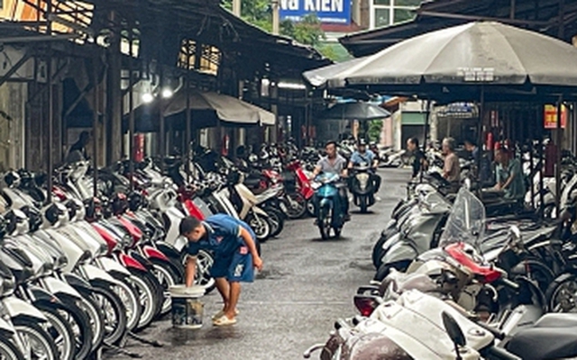 "Thủ phủ" xe máy cũ ở Hà Nội ế ẩm trước thông tin xe xăng sắp bị thay thế