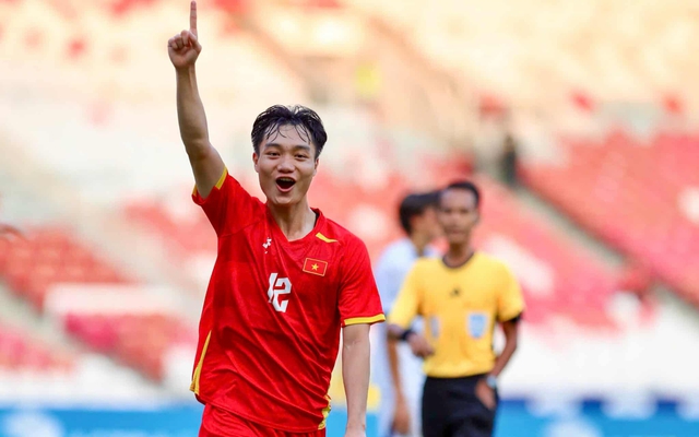 Xuân Bắc lập công, U23 Việt Nam ngược dòng đẳng cấp, tiến vào chung kết Đông Nam Á