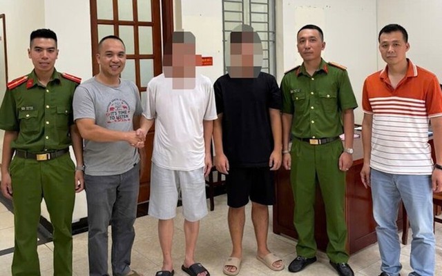 Bị kẻ lừa đảo thao túng, nam sinh trốn vào nhà nghỉ chờ công an giải cứu