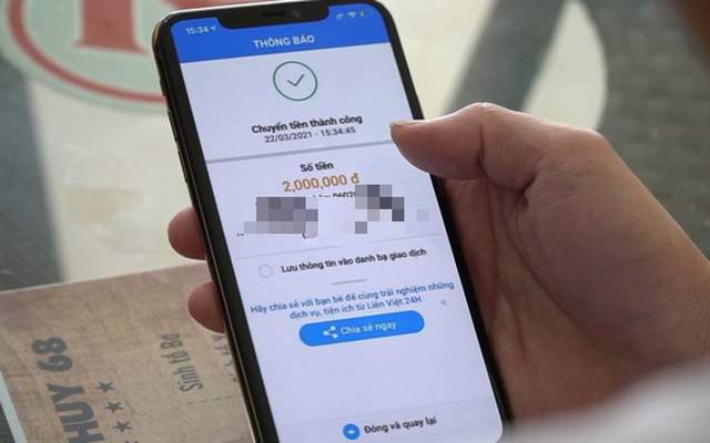 Bỗng dưng nhận 1,7 tỷ đồng "từ trên trời rơi xuống", người đàn ông thoát bẫy lừa đảo nhờ một cuộc gọi cho ngân hàng