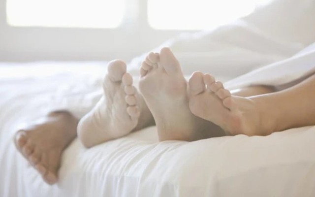 Đau lưng sau quan hệ tình dục có phải do thận yếu?