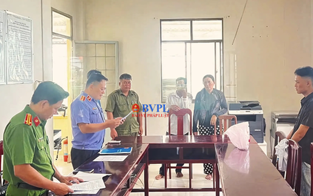 5 cựu cán bộ, chiến sĩ trại tạm giam bị bắt