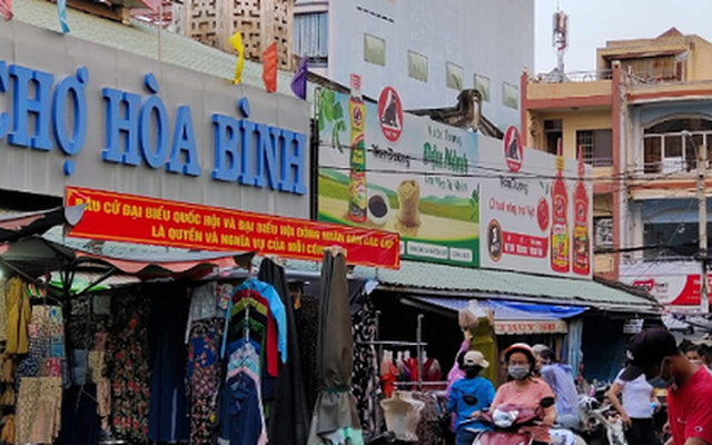 Giá nhà đất tại phường có diện tích 1,2 km2 chạm mốc 400 triệu đồng/m2