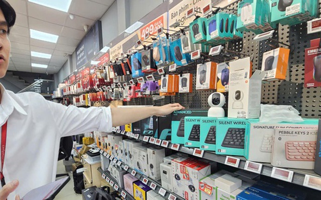 Ẩn họa từ camera trong nhà