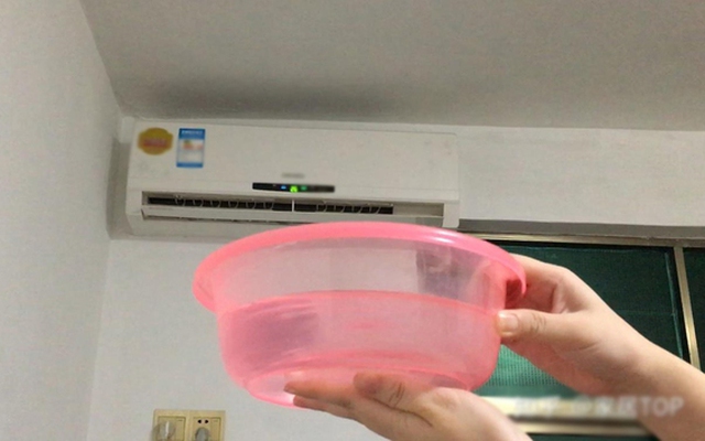 Đặt chậu nước trong phòng điều hòa chỗ nào là tốt nhất? Không phải ai cũng biết cách làm đúng