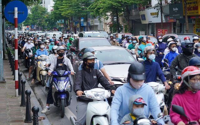 Hiệp hội xe máy Việt Nam kiến nghị giãn lộ trình cấm xe xăng