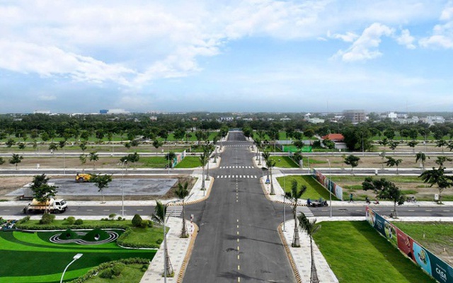 Sau nhà phố, biệt thự đến lượt đất nền phía Tây TPHCM chạy đua bung hàng, cả thị trường địa ốc đang sợ lỡ nhịp “sóng” mạnh nhất năm 2025?