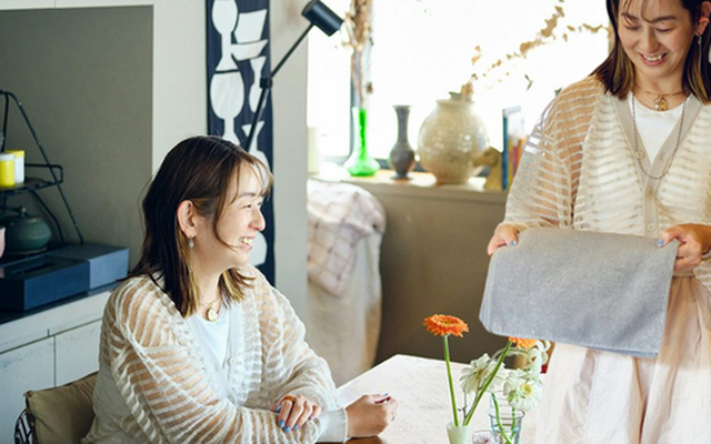 Người phụ nữ trung niên bỏ phố về quê, sống trong ngôi nhà gỗ cũ: “Tôi không còn là cỗ máy, mà là chính mình”