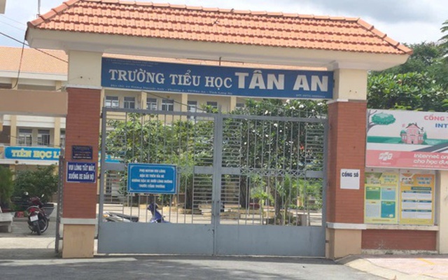 Sắp đến khai giảng, 1 trường tiểu học ở Tây Ninh lại gây bức xúc trong phụ huynh