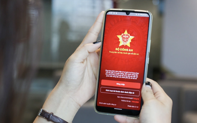 Từ tháng 9, người dân có thể ngồi nhà nhận thuốc qua VNeID